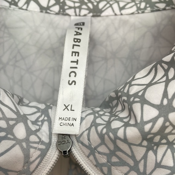 Fabletics jacket - Picture 2 of 3